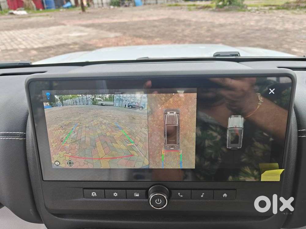 Mahindra Thar Roxx Ax7l Rwd At, 2025, Petrol
