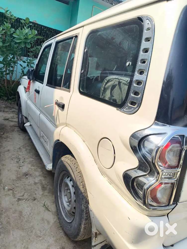Mahindra Scorpio S2 2017