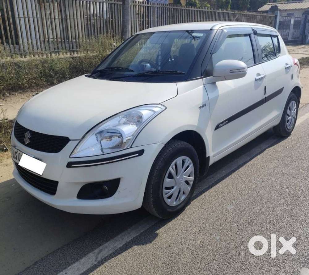 Maruti Suzuki Swift Vxi + Manual, 2015, Petrol