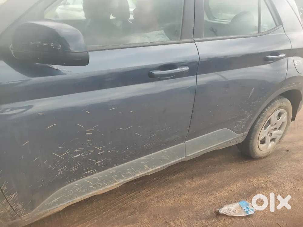 Hyundai Venue 2020 Diesel 75000 Km Driven