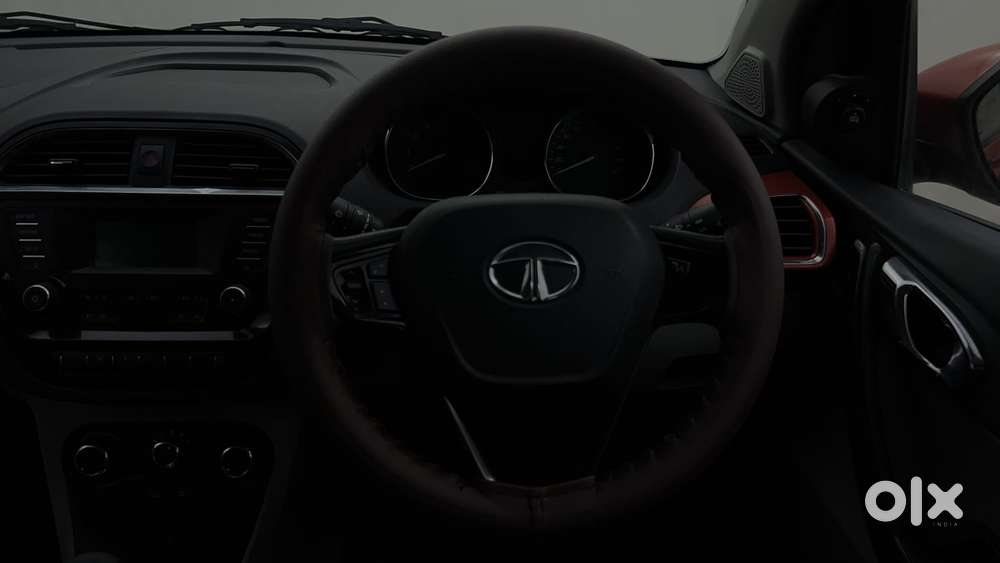Tata Tiago Xza, 2018, Petrol