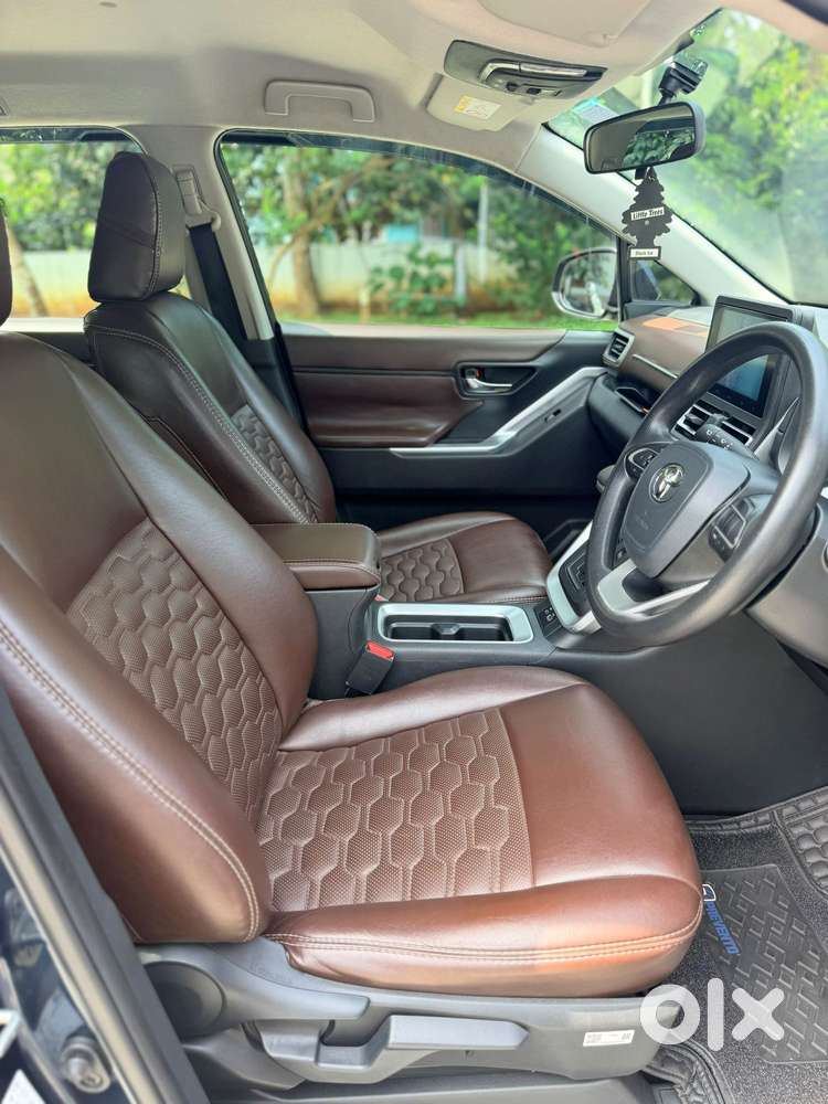 Toyota Innova Hycross 2.0 Gx 8 Str, 2024, Petrol