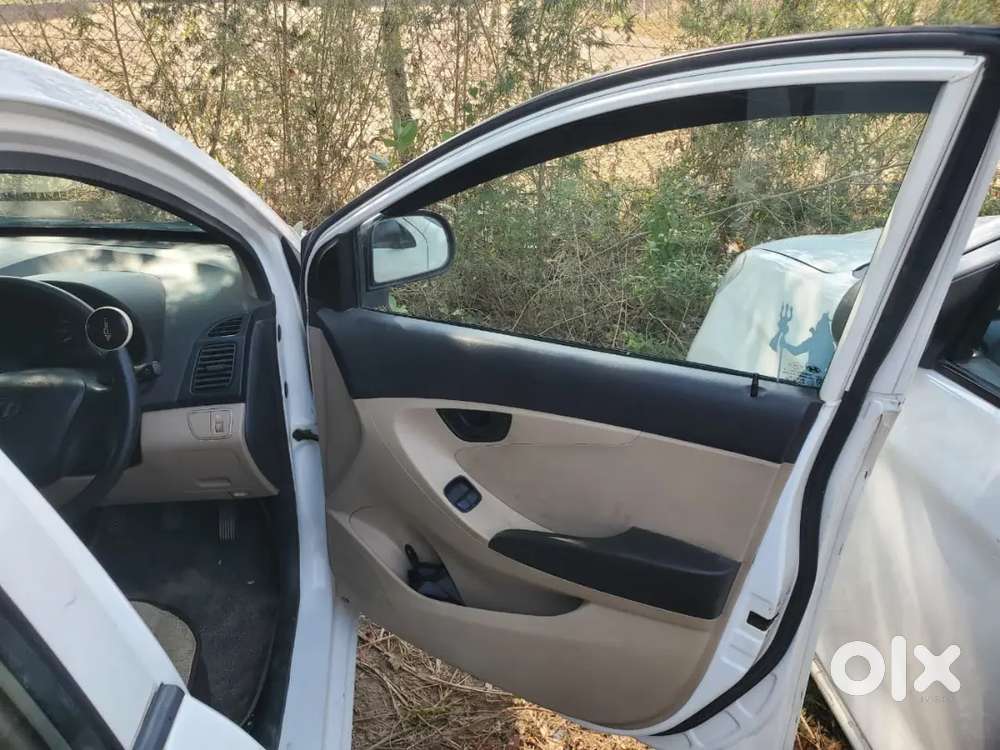 Hyundai Eon 2013 Variant