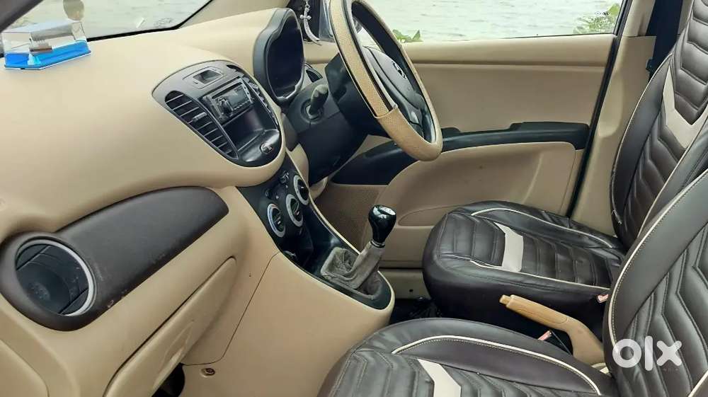Hyundai I10 Sportz Petrol /lpg Company Fited