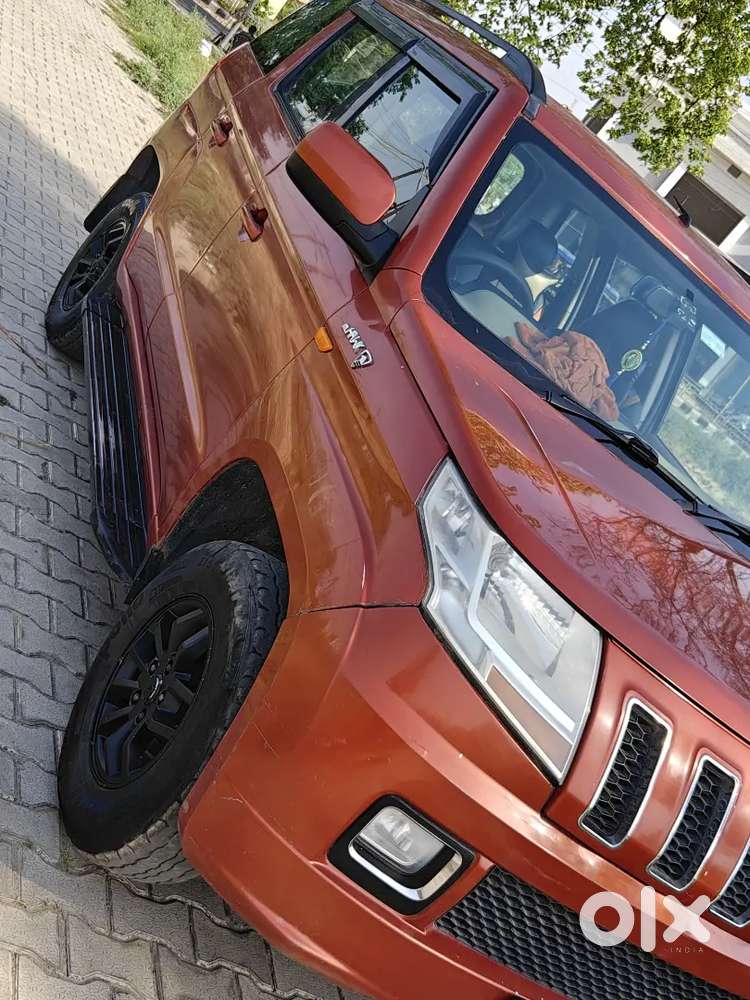 Mahindra Tuv 300 2016 Diesel 162887 Km Driven