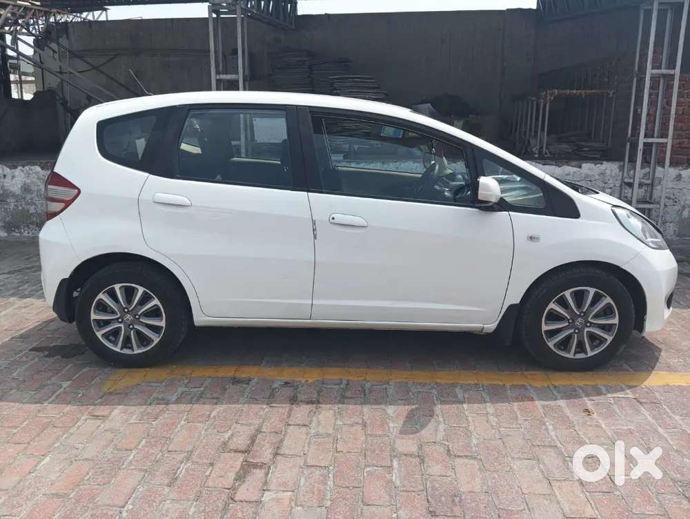 Good Condition New Tyre Alloy And Battery, Not Any Single Expenses..