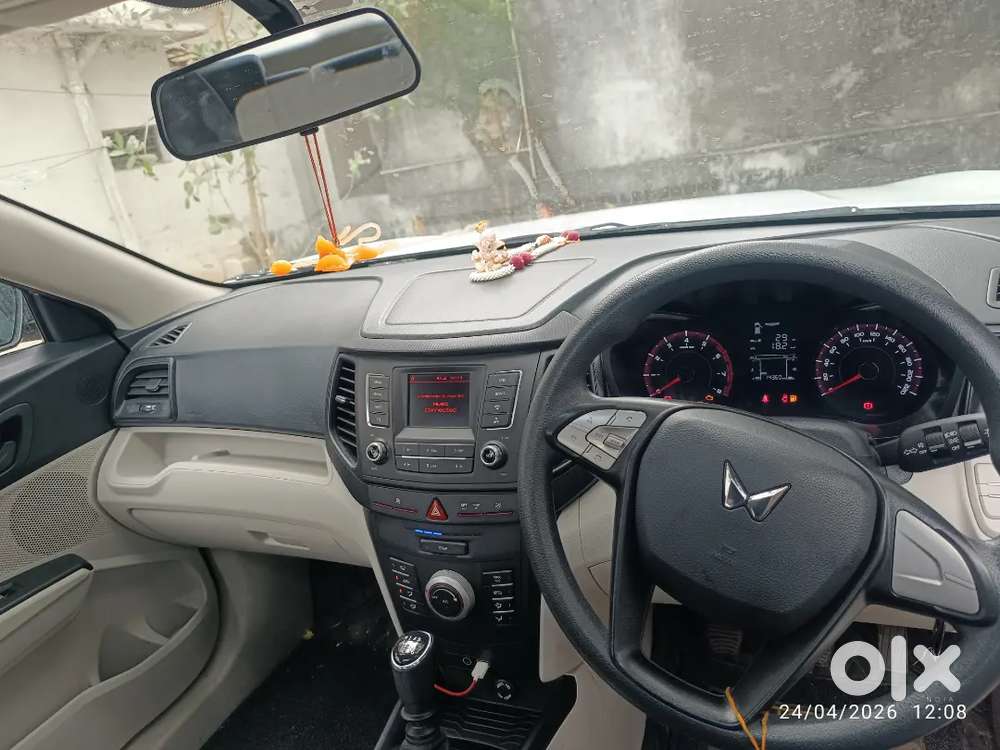 Mahindra Xuv300 2024 Petrol 145309 Km Driven