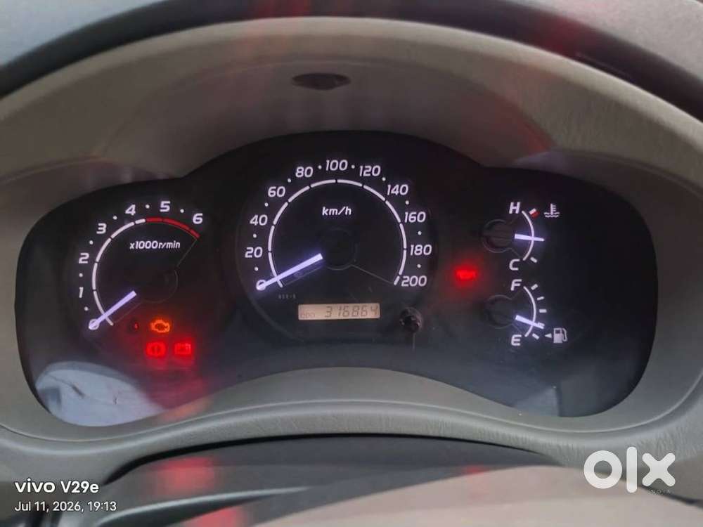 Toyota Innova 2.5 G (diesel) 8 Seater, 2010, Diesel