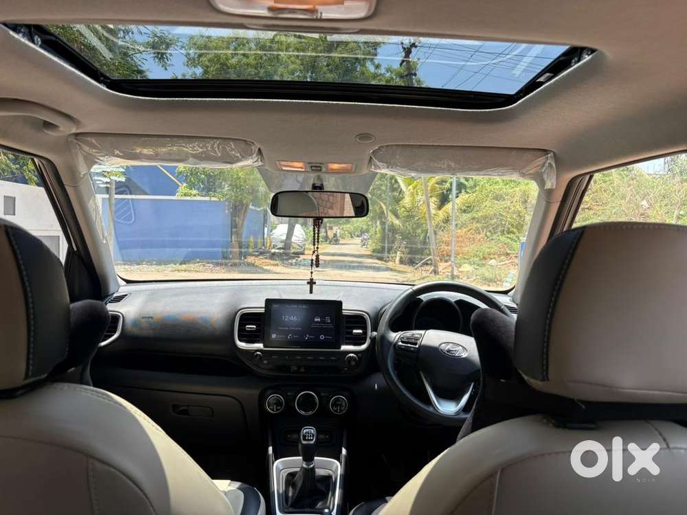 Hyundai Petrol Manual 2022