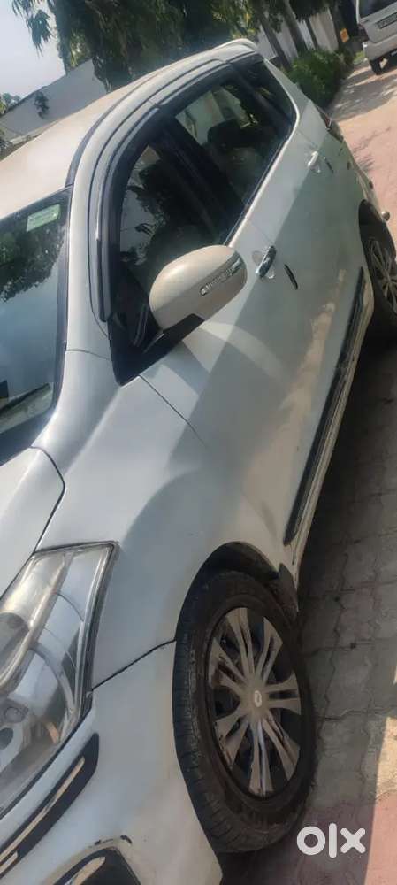 Maruti Suzuki Ertiga 2015 Diesel 125000 Km Driven