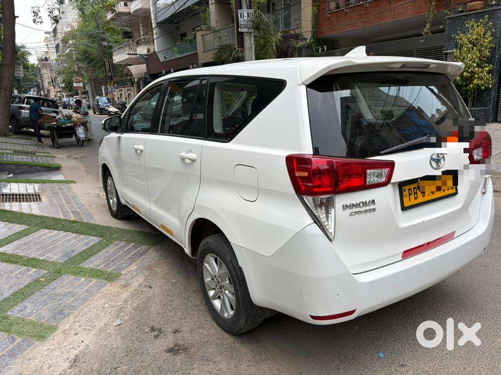 Toyota Innova Crysta 2.4 G Mt, 2020, Diesel