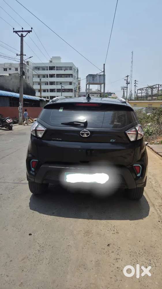 Nexon Ev 2021 Dark Edition