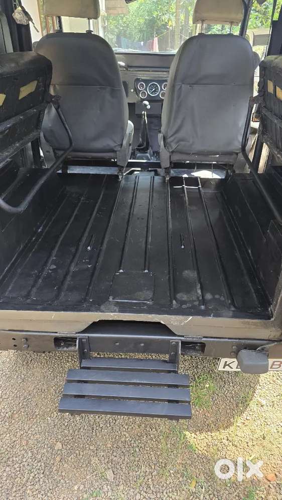Mahindra Jeep 1994