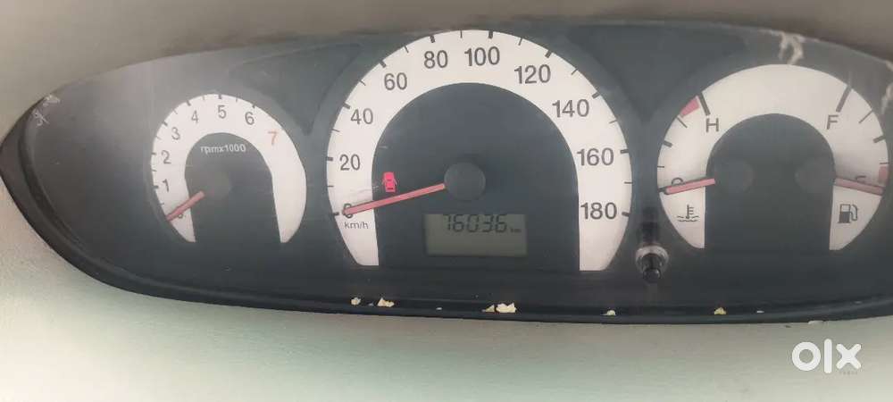 Mahindra Quanto 1.5 C8 2013