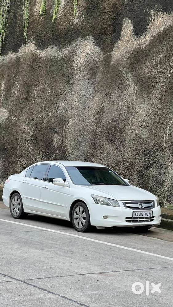 Honda Accord Petrol 2009