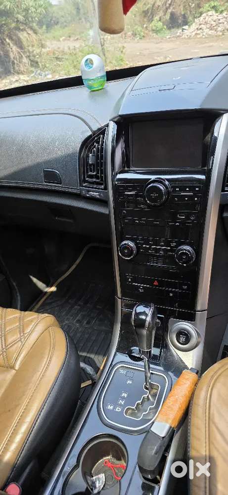 Mahindra Xuv500 Automatic W11 Awd 2019