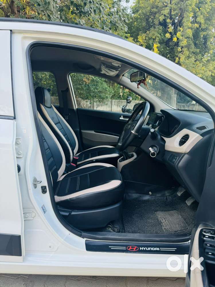 Hyundai Grand I10 Sportz, 2017, Petrol