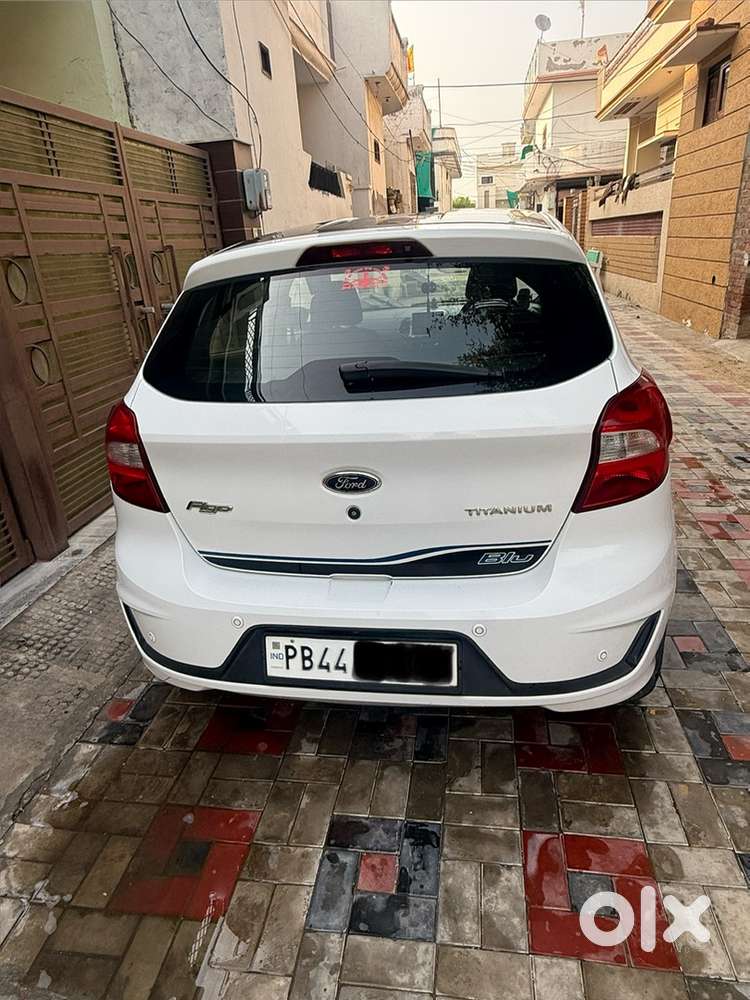 Top Model , 6 Airbag, Auto Wiper , Auto Headlamps , Abs Ebd,