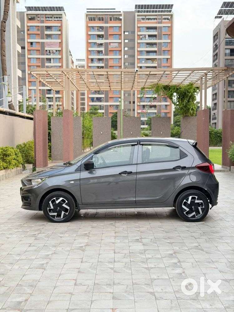 Tata Tiago Xm, 2025, Cng & Hybrids