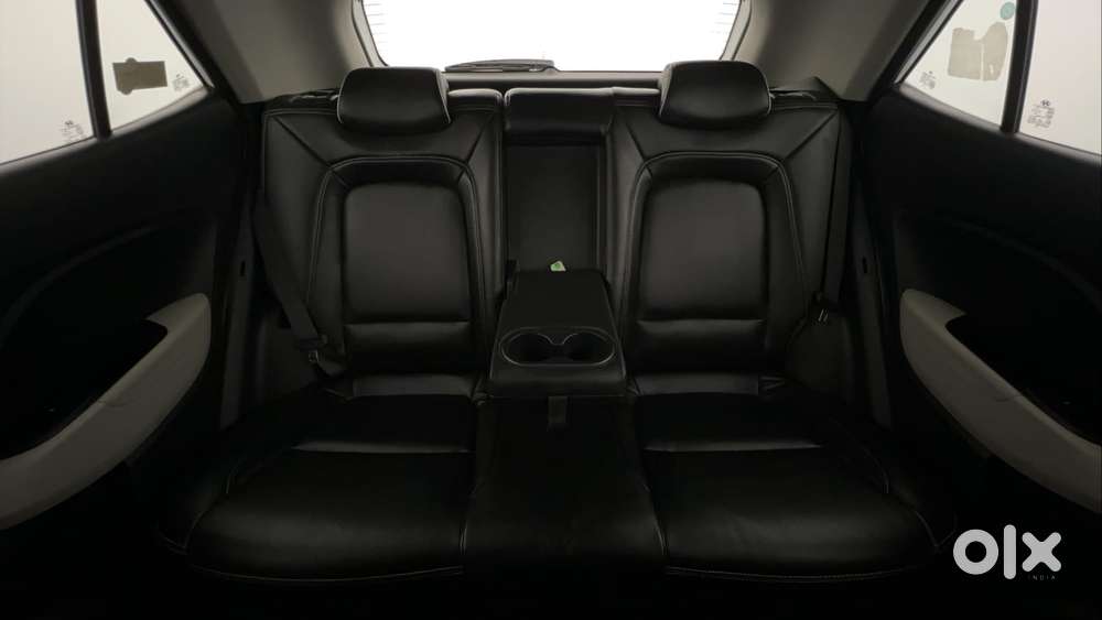 Hyundai Venue 1.0 Sx (o) Turbo Dct, 2022, Petrol