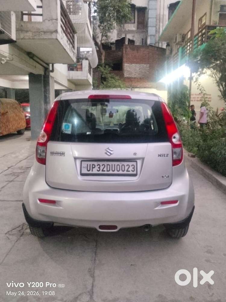Maruti Suzuki Ritz Vxi, 2011, Petrol