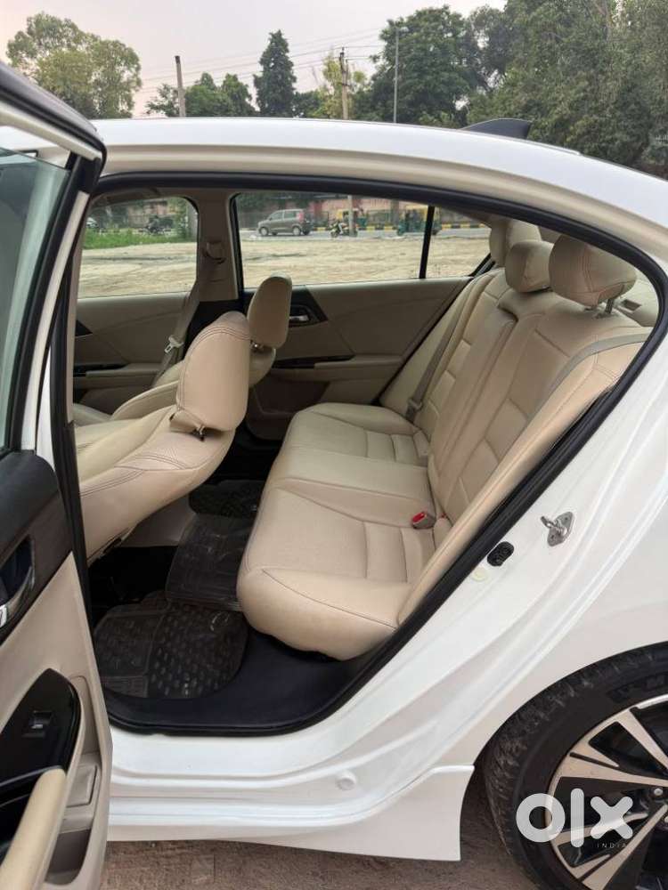Honda Accord Hybrid Cvt, 2017, Petrol