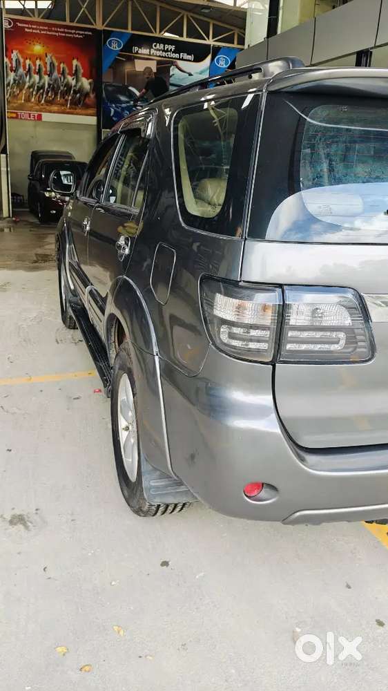 Toyota Fortuner Diesel 2010