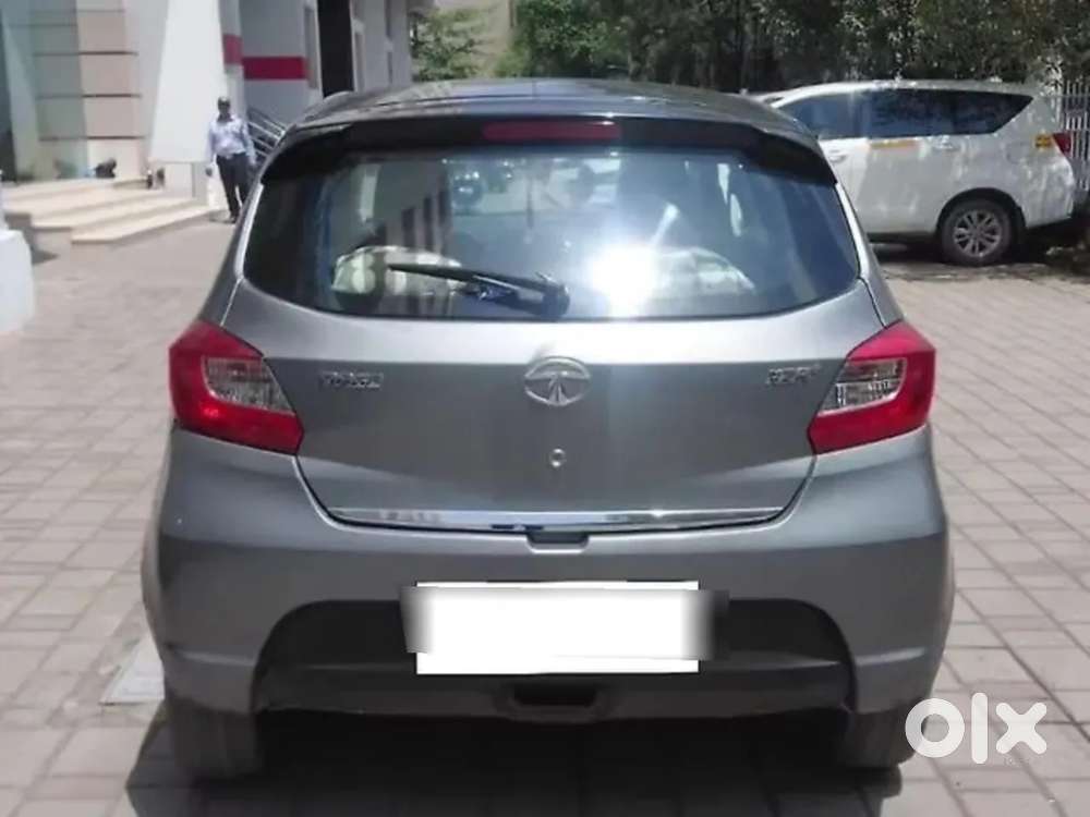 Tata Tiago Xza, 2019, Petrol