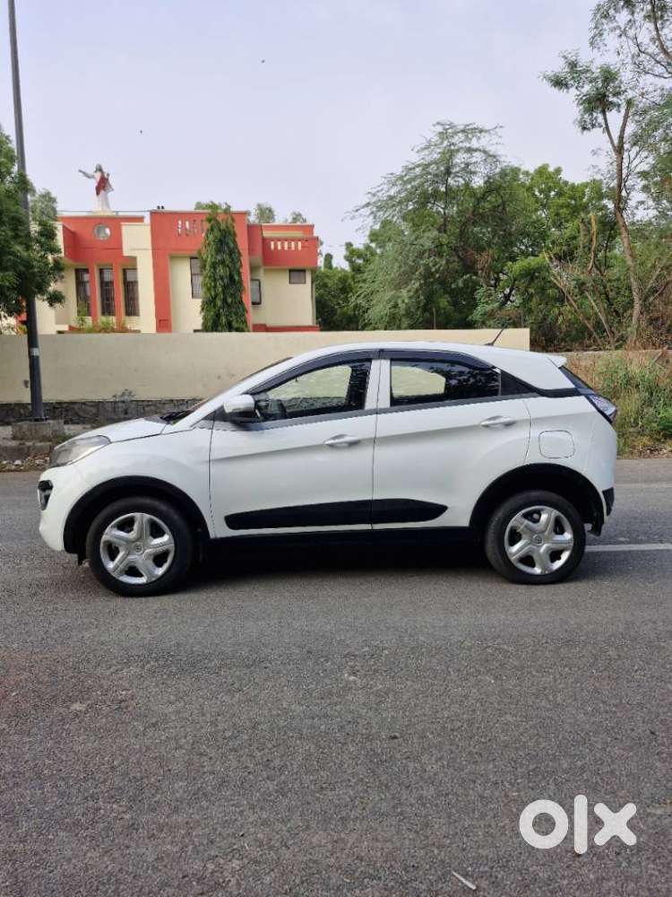 Tata Nexon 1.2 Revotron Xm, 2019, Cng & Hybrids
