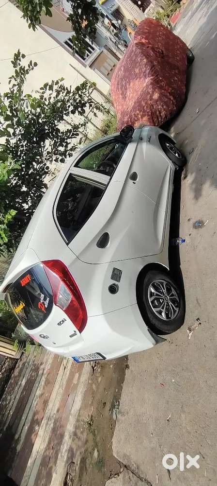 Hyundai Eon 2014 Petrol 98000 Km Driven