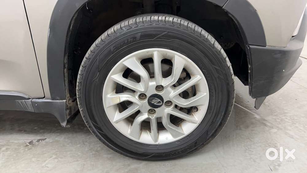 Mahindra Kuv 100 Mfalcon G80 K8, 2016, Petrol