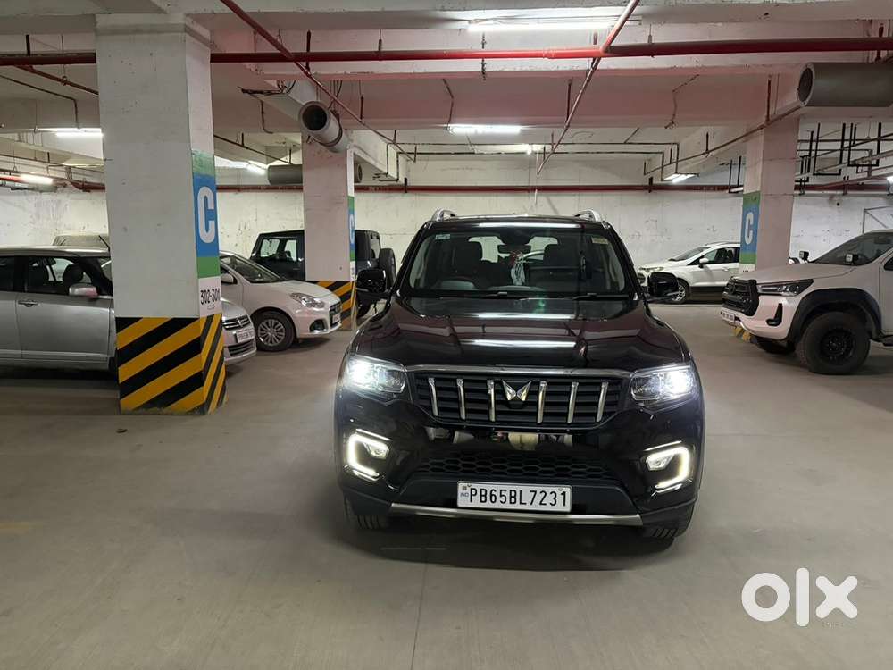 Mahindra Scorpio-n Z8t Model 2025 Km Driven 33000