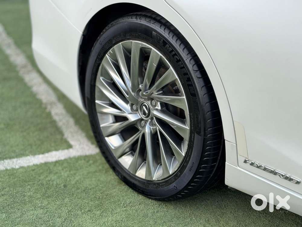 Lexus Es 300h Luxury, 2019, Petrol