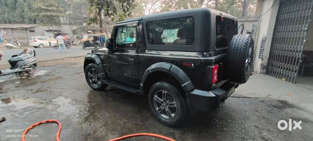 Mahindra Thar Lx 2023 Petrol Mt 4wd