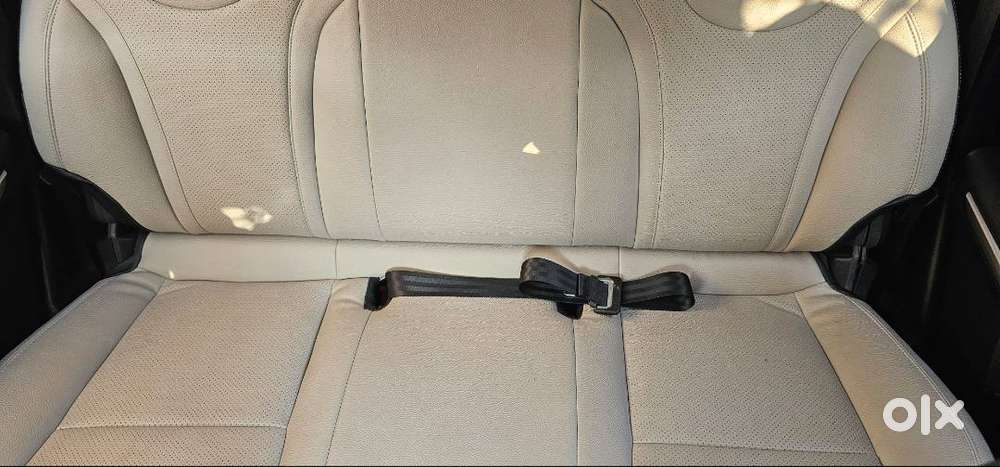 Mahindra Xuv 700 2.0 L Turbo Petrol Mx  5 Seater  Variant For Sale