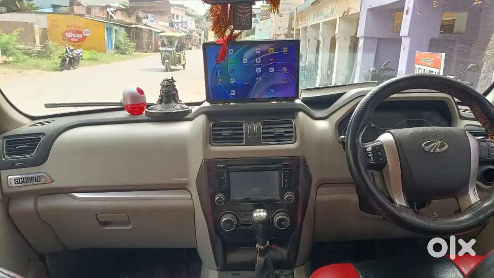 Mahindra Scorpio S10 Diesel 2018