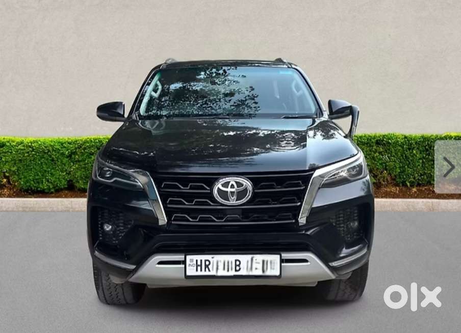 Toyota Fortuner 4x2 At 2.7 Petrol, 2022, Petrol