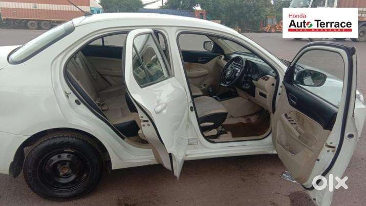 Maruti Suzuki Swift Dzire 2015-2017 1.2 Vxi, 2017, Petrol