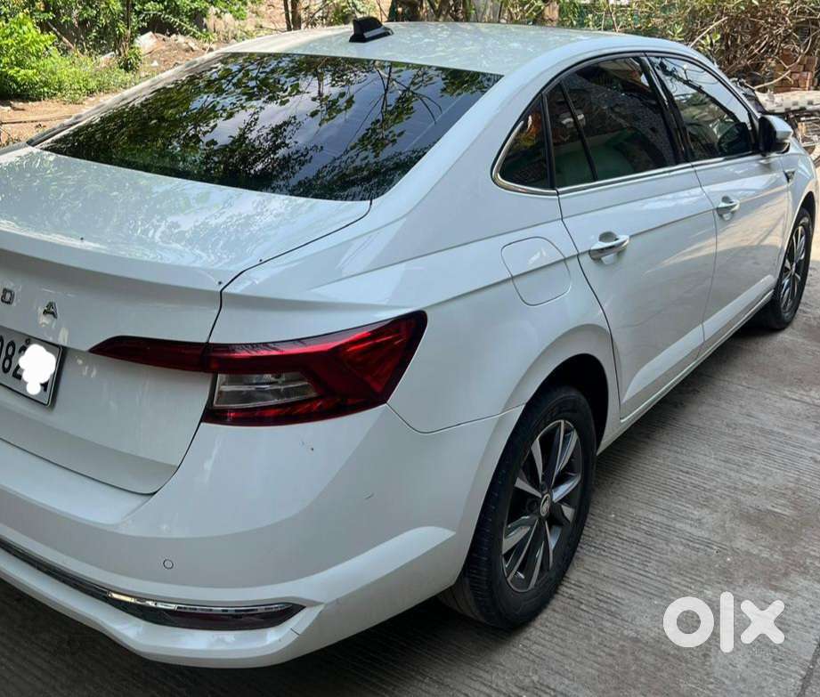 Skoda Slavia Style 1.0l Tsi Mt, 2023, Petrol