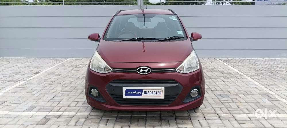 Hyundai Grand I10 Sportz, 2016, Petrol