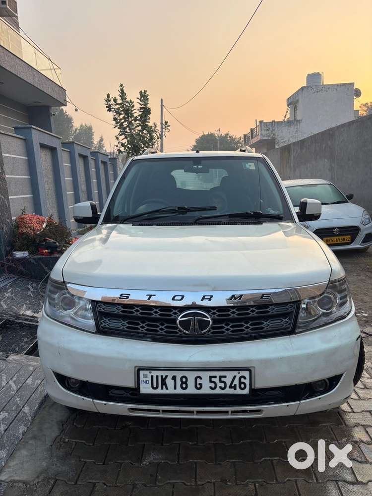 Tata Safari Storme 2017 December