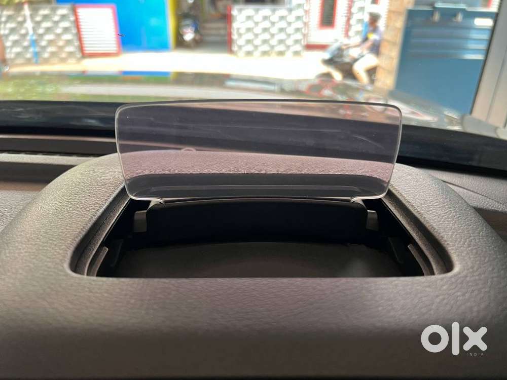 Sparingly Used Low Km Driven Hybrid Top Model Under Extended Warrantee