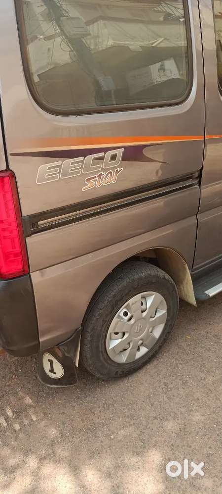 Maruti Suzuki Eeco 2023 Cng & Petrol 75000 Km Driven