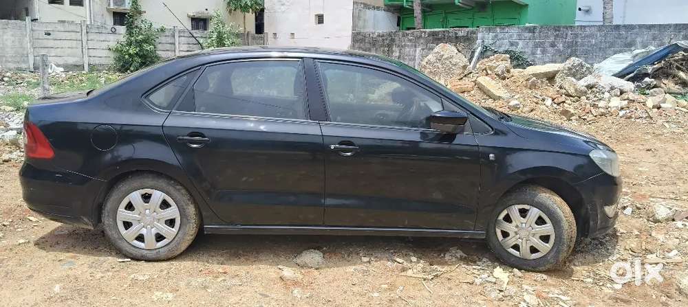 Skoda Rapid 1.0 Tsi 2012
