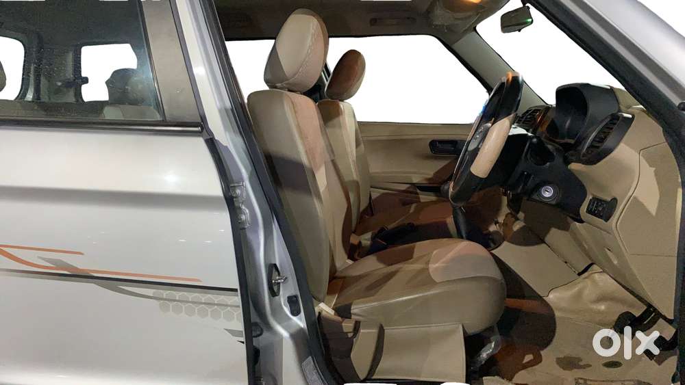 Mahindra Tuv 300 T6, 2017, Diesel