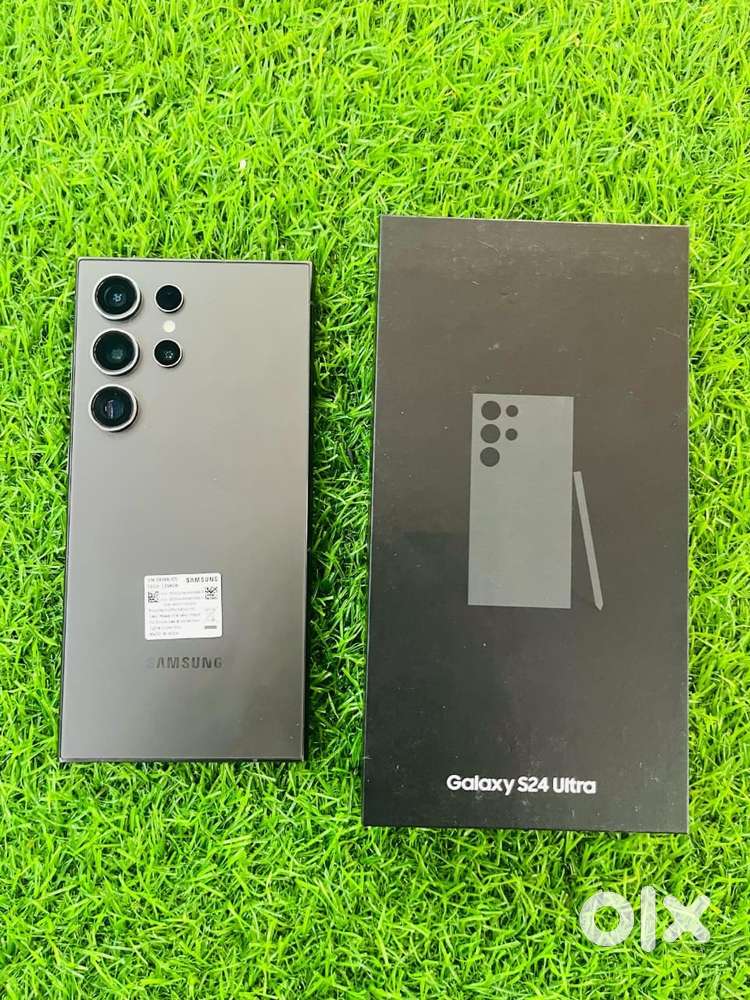 Selling Samsung S24 Ultra, Less Used, Mint Condition, 12/256GB Variant