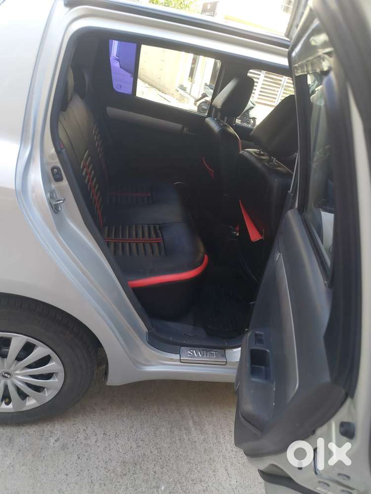 Maruti Suzuki Swift Vxi + Manual, 2010, Petrol