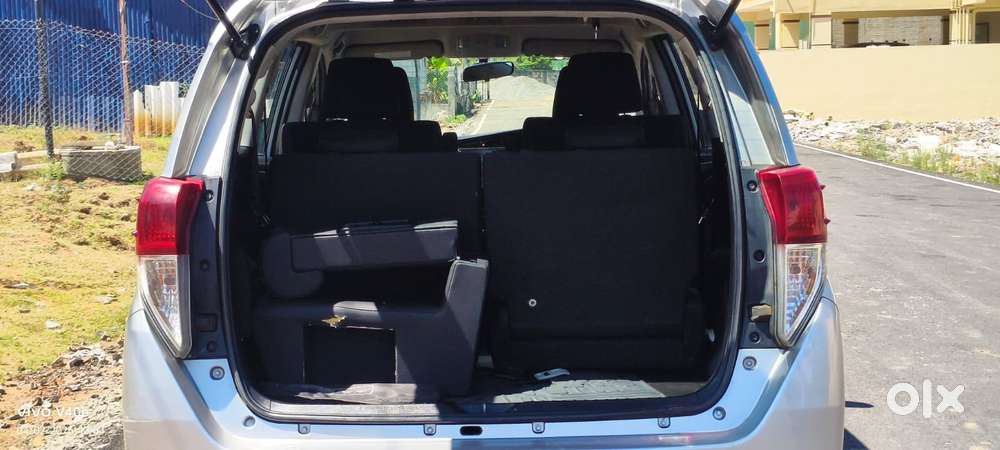 Toyota Innova Crysta 2.4 Gx Mt, 2017, Diesel