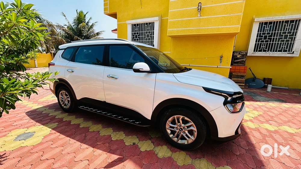Kia Carens 2023 Well Maintained