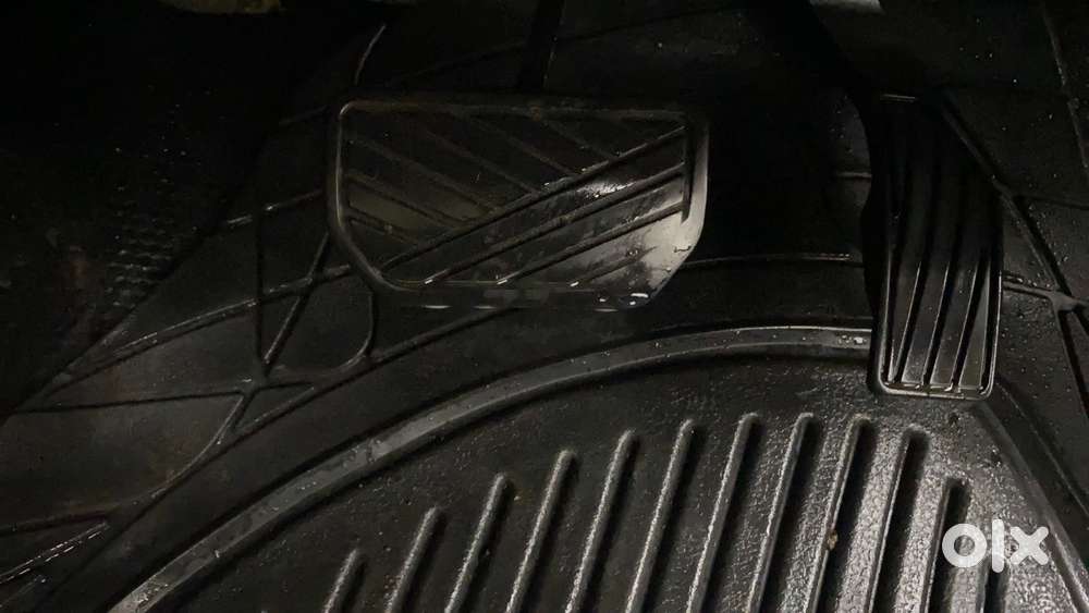 Maruti Suzuki Swift Dzire Amt Zdi, 2017, Diesel